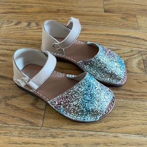 Gorgeous Never worn little girls Manuela De Juan glittered sandals!